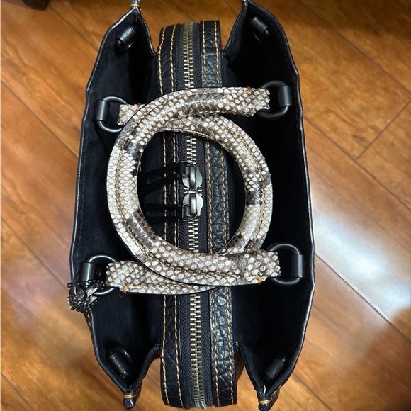 Coach Rogue 1st  (first) Generation All Black and Snakeskin handles lock and key - Picture 10 of 16